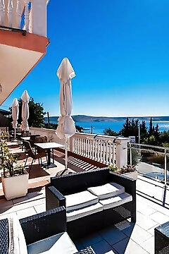 "apartmanok A Tenger Mellett Starigrad, Paklenica - 16421 Starigrad"