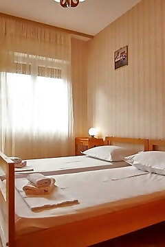 "apartmanok A Tenger Mellett Vinisce, Trogir - 18225 Vinisce"
