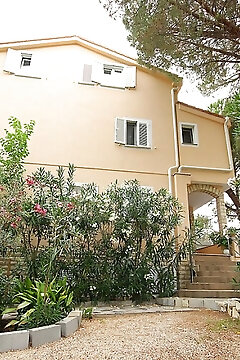 Apartman Dino Novalja